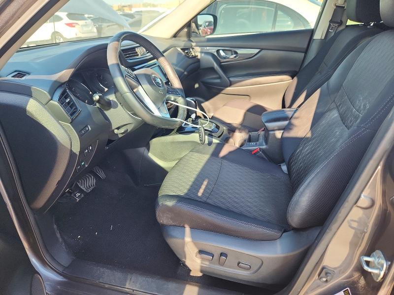 62127466 :رقم المزاد ، 5N1AT2MT7JC817425 vin ، 2018 Nissan Rogue مزاد بيع