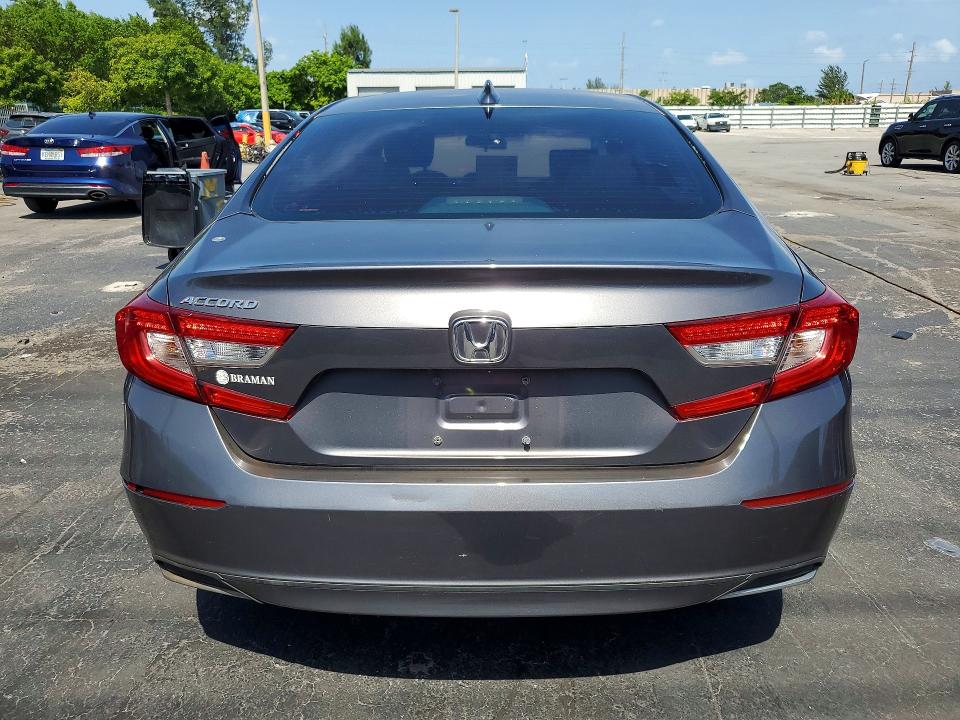 Продаж на аукціоні авто 2018 Honda Accord, vin: 1HGCV1F19JA167183, номер лоту: 61747086