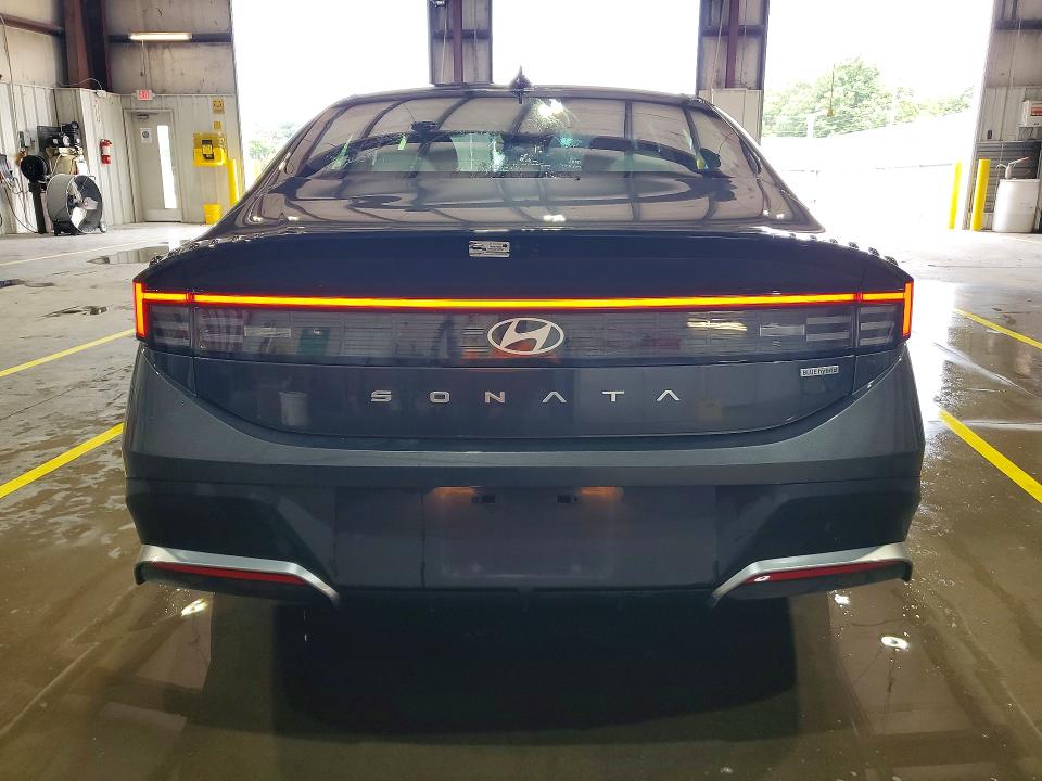 Продаж на аукціоні авто 2026 Hyundai Sonata Hybrid, vin: KMHL24JJ5TA145681, номер лоту: 61355196