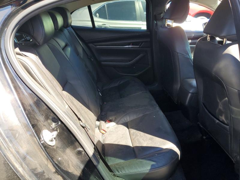 62878936 :رقم المزاد ، JM1BPABL3M1326974 vin ، 2021 Mazda 3 مزاد بيع
