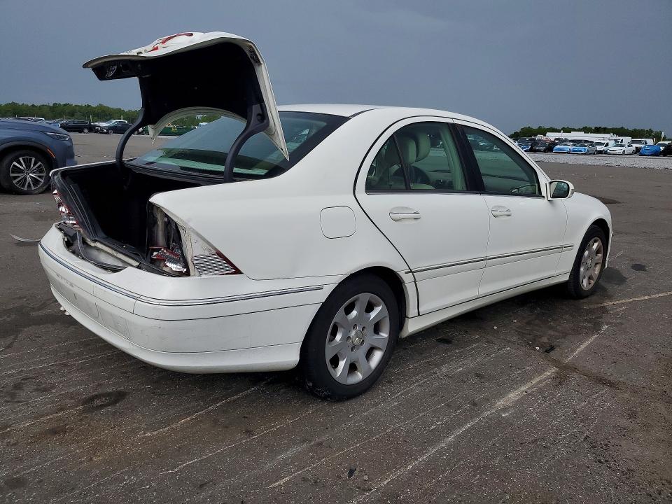 60397396 :رقم المزاد ، WDBRF56HX6F740479 vin ، 2006 Mercedes-benz C مزاد بيع