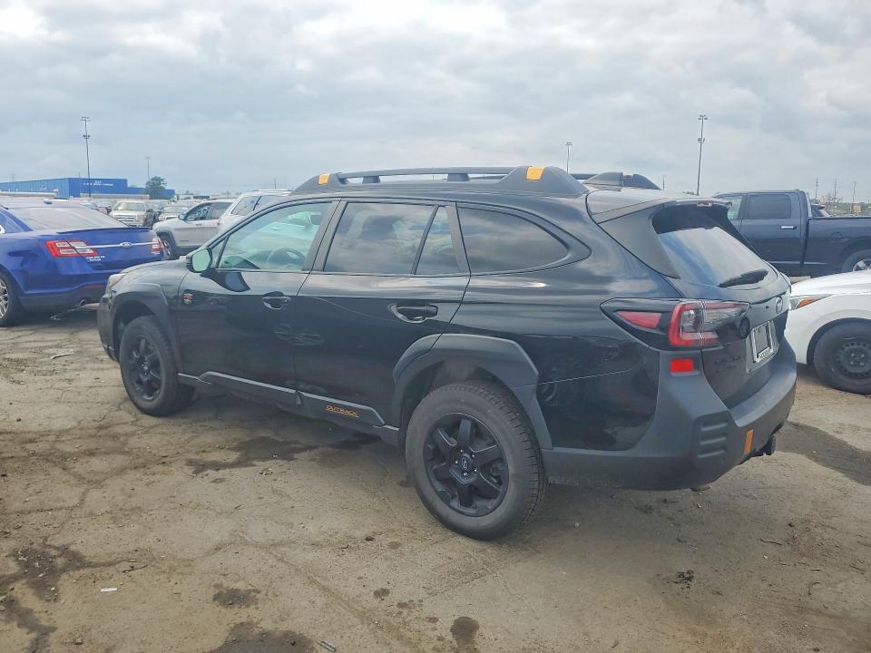 63068626 :رقم المزاد ، 4S4BTGUD8P3117240 vin ، 2023 Subaru Outback مزاد بيع