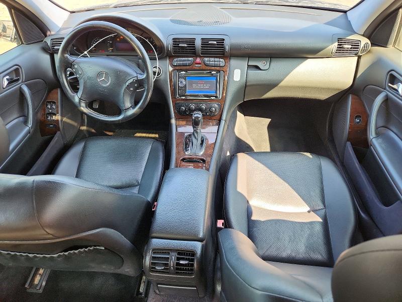 2003 Mercedes-benz C მანქანა იყიდება აუქციონზე, vin: WDBRF81J43F374283, აუქციონის ნომერი: 62491776
