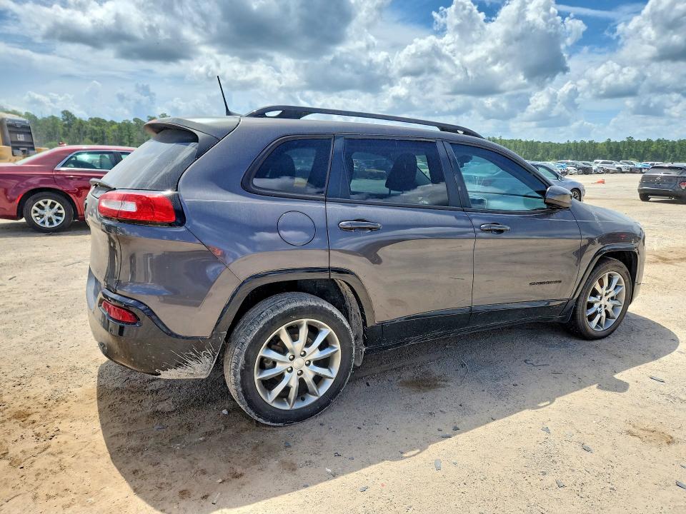 Продаж на аукціоні авто 2018 Jeep Cherokee, vin: 1C4PJLCB1JD621526, номер лоту: 61294116