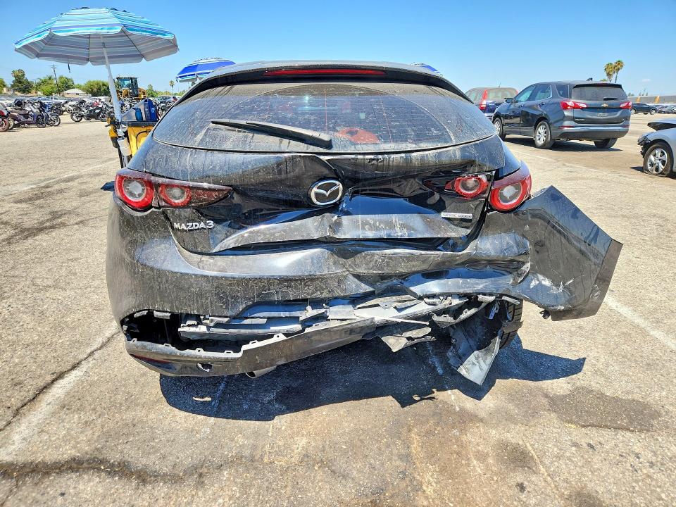 2023 Mazda 3 მანქანა იყიდება აუქციონზე, vin: JM1BPAKM3P1604804, აუქციონის ნომერი: 60689336