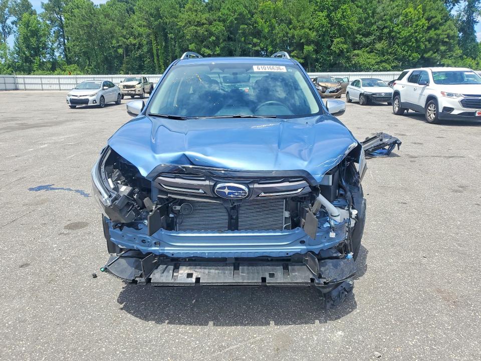 61016636 :رقم المزاد ، JF2SKARC9NH467191 vin ، 2022 Subaru Forester مزاد بيع
