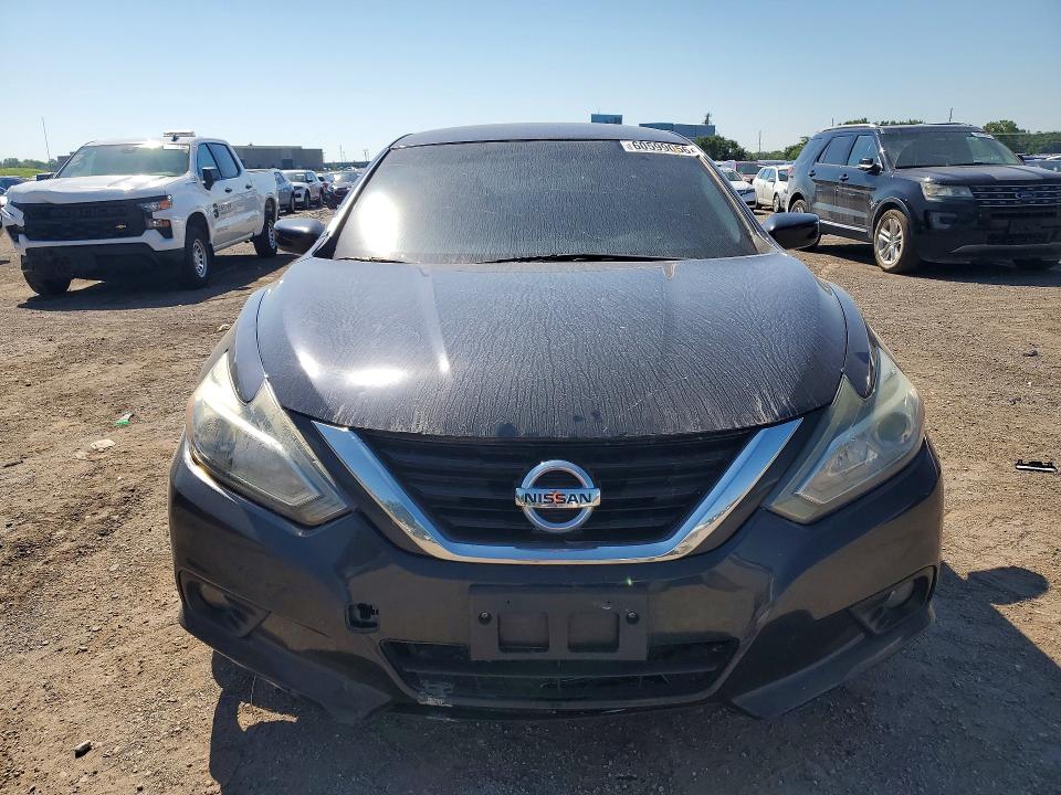 2018 Nissan Altima მანქანა იყიდება აუქციონზე, vin: 1N4AL3AP7JC124443, აუქციონის ნომერი: 60599056