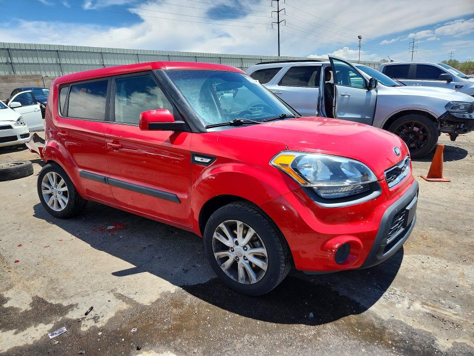 60898906 :رقم المزاد ، KNDJT2A59D7547122 vin ، 2013 Kia Soul مزاد بيع