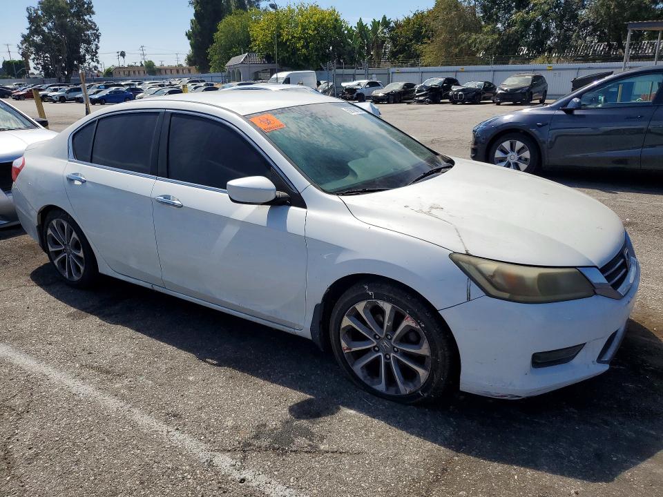 62708126 :رقم المزاد ، 1HGCR2F51EA070563 vin ، 2014 Honda Accord مزاد بيع