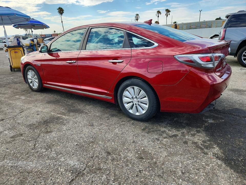 Продажа на аукционе авто 2016 Hyundai Sonata Hybrid, vin: KMHE24L17GA009192, номер лота: 61054126