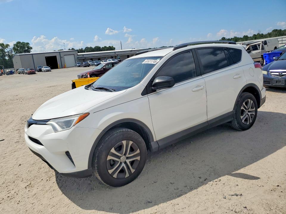 61411746 :رقم المزاد ، 2T3ZFREV3JW457607 vin ، 2018 Toyota Rav4 مزاد بيع