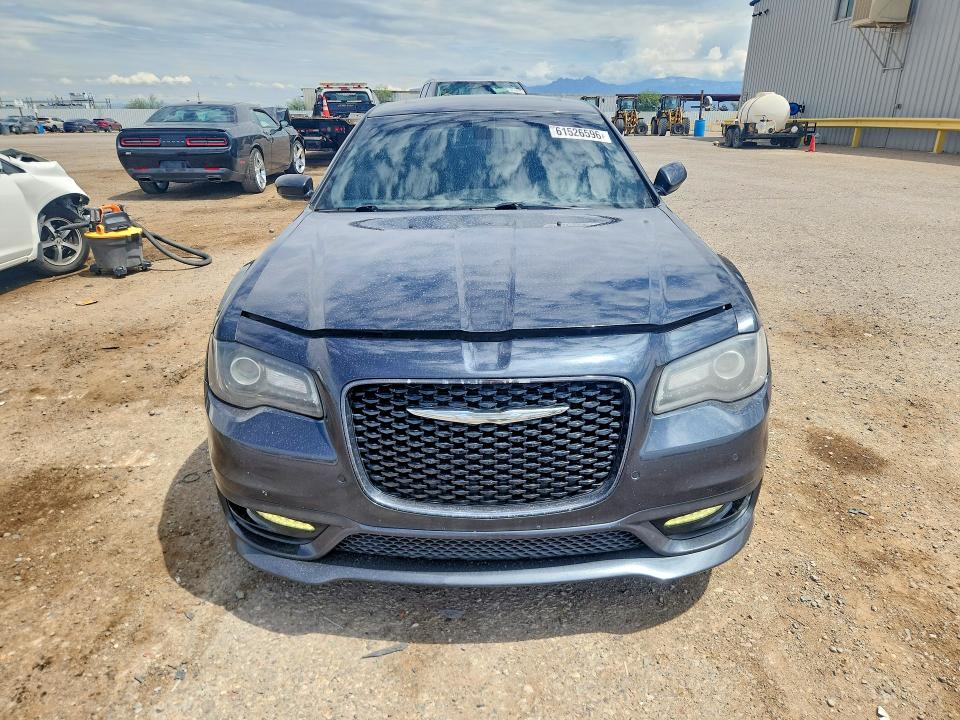 Продаж на аукціоні авто 2018 Chrysler 300, vin: 2C3CCABG7JH240457, номер лоту: 63340636