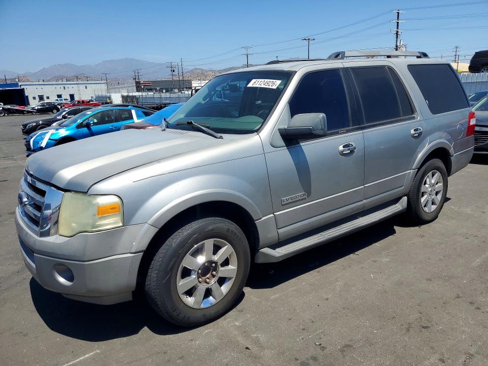 2008 Ford Expedition მანქანა იყიდება აუქციონზე, vin: 1FMFU155X8LA63413, აუქციონის ნომერი: 61124926
