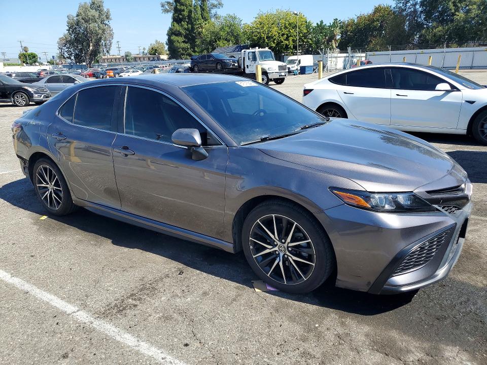 Aukcja sprzedaży 2022 Toyota Camry, vin: 4T1G11AK5NU656112, numer aukcji: 61578346