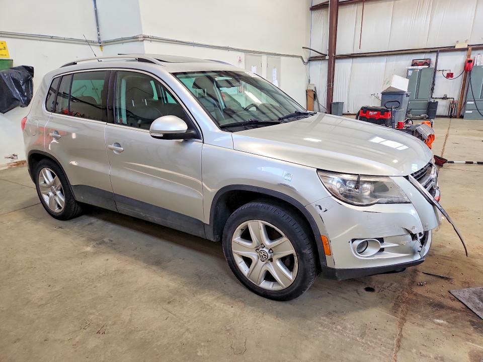 Продажа на аукционе авто 2011 Volkswagen Tiguan, vin: WVGBV7AX4BW538730, номер лота: 61229996