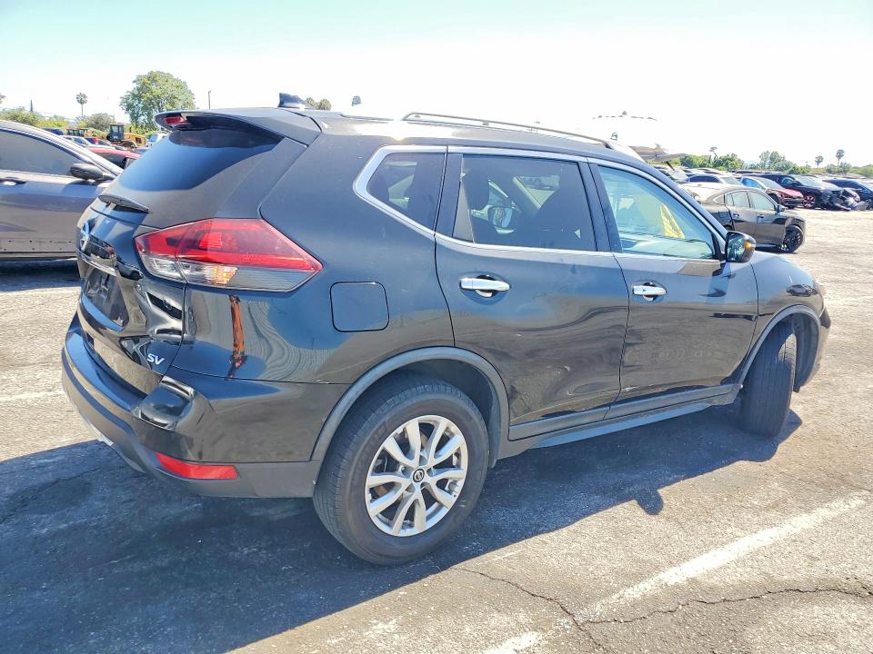 Продажа на аукционе авто 2018 Nissan Rogue, vin: KNMAT2MT4JP501686, номер лота: 61722236