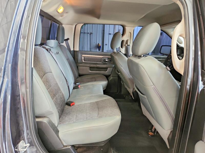 61142006 :رقم المزاد ، 3C6RR7LT8JG163334 vin ، 2018 Ram 1500 مزاد بيع