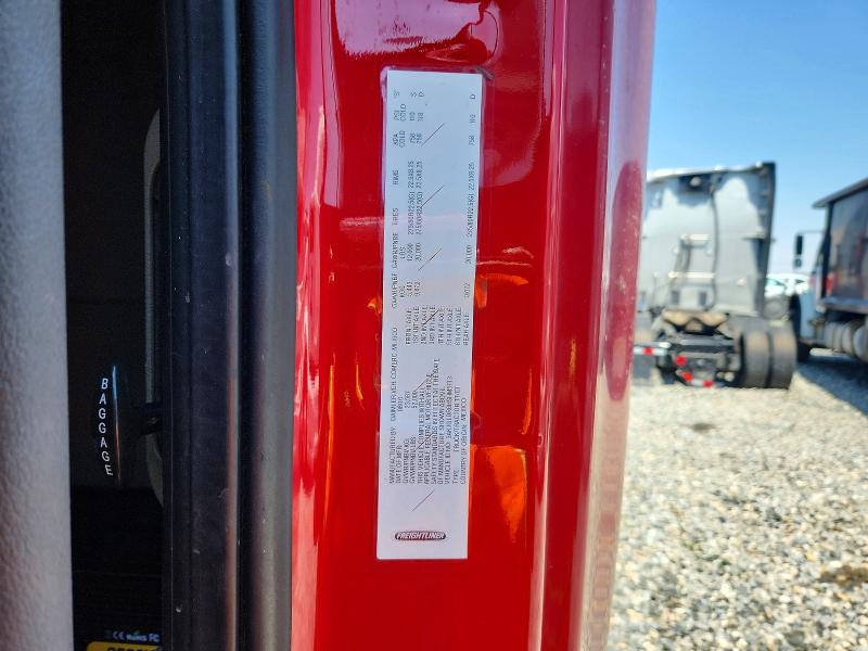 57495236 :رقم المزاد ، 3AKJGLDR6HSHM5713 vin ، 2017 Freightliner Cascadia 125 مزاد بيع