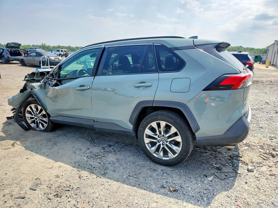 61744706 :رقم المزاد ، 2T3A1RFV2LW118236 vin ، 2020 Toyota Rav4 مزاد بيع