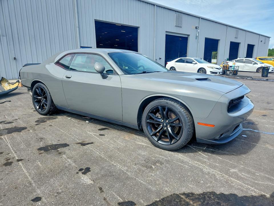 60551106 :رقم المزاد ، 2C3CDZAG0HH513956 vin ، 2017 Dodge Challenger مزاد بيع