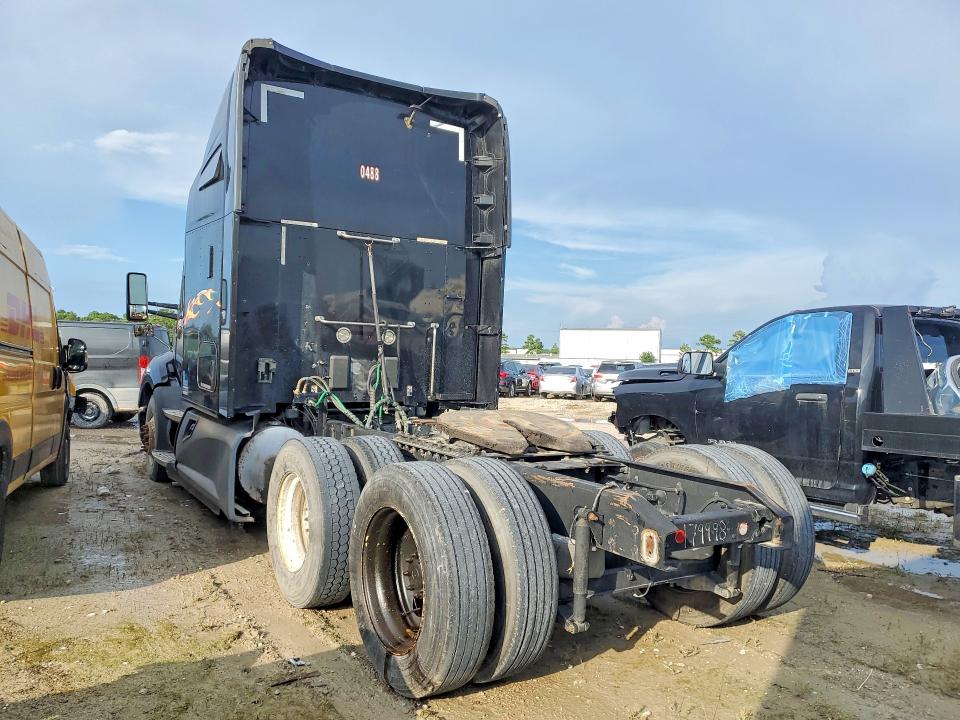 58691146 :رقم المزاد ، 1XKYDP9X6JJ179998 vin ، 2018 Kenworth Construction مزاد بيع