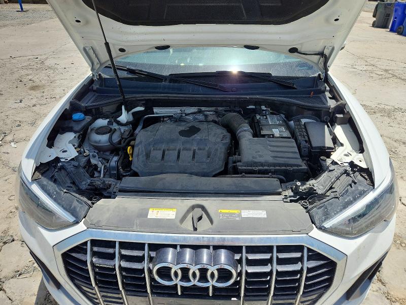 62005766 :رقم المزاد ، WA1DECF35N1113217 vin ، 2022 Audi Q3 مزاد بيع