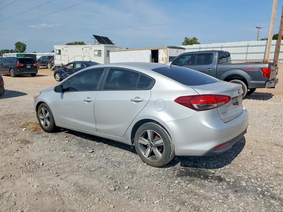 62121216 :رقم المزاد ، 3KPFL4A7XJE249936 vin ، 2018 Kia Forte مزاد بيع