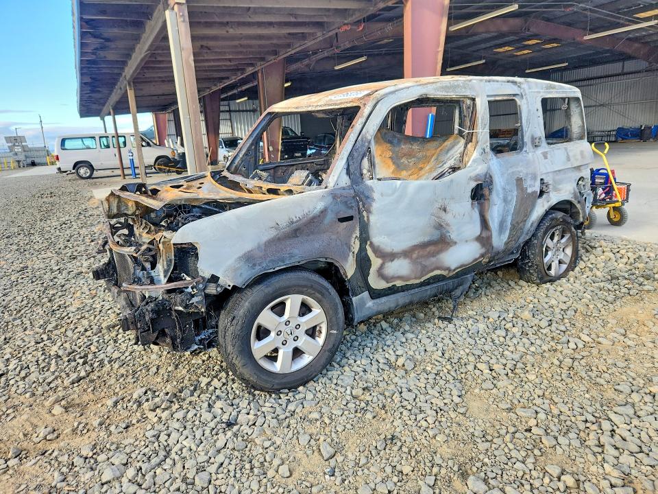 61965266 :رقم المزاد ، 5J6YH1H74BL004096 vin ، 2011 Honda Element مزاد بيع