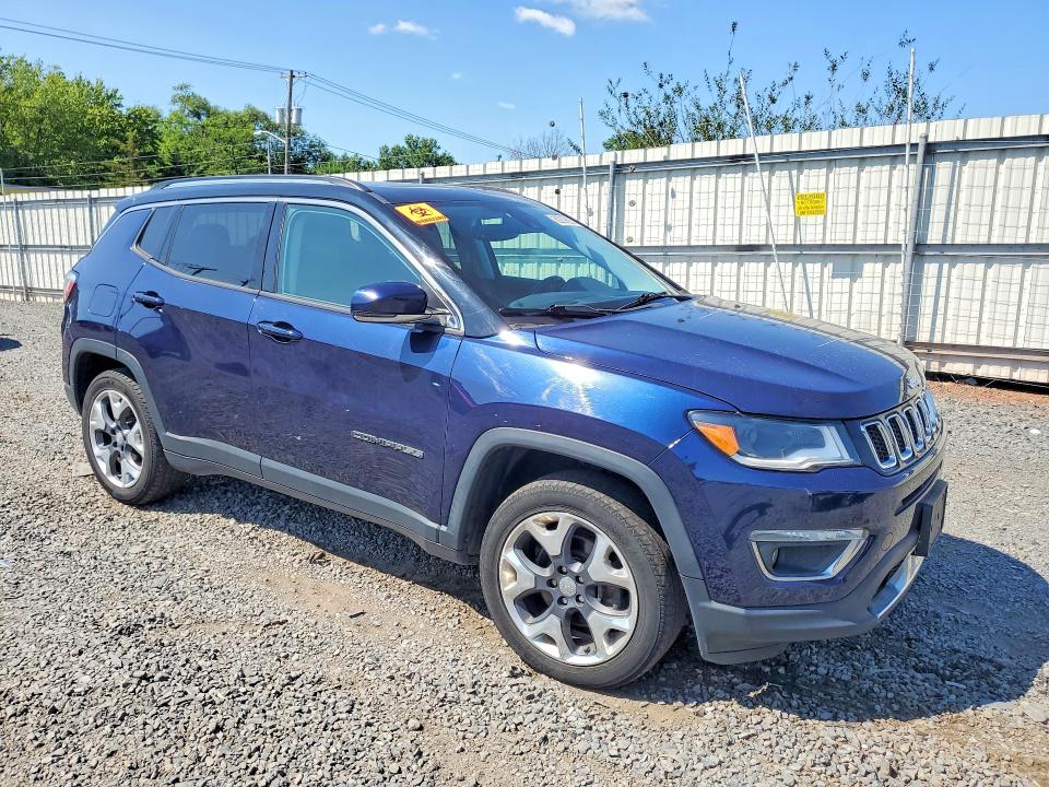 62239826 :رقم المزاد ، 3C4NJDCB6JT134345 vin ، 2018 Jeep Compass مزاد بيع