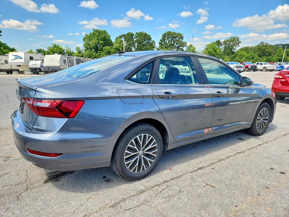 60673396 :رقم المزاد ، 3VWCB7BU4LM002140 vin ، 2020 Volkswagen Jetta مزاد بيع