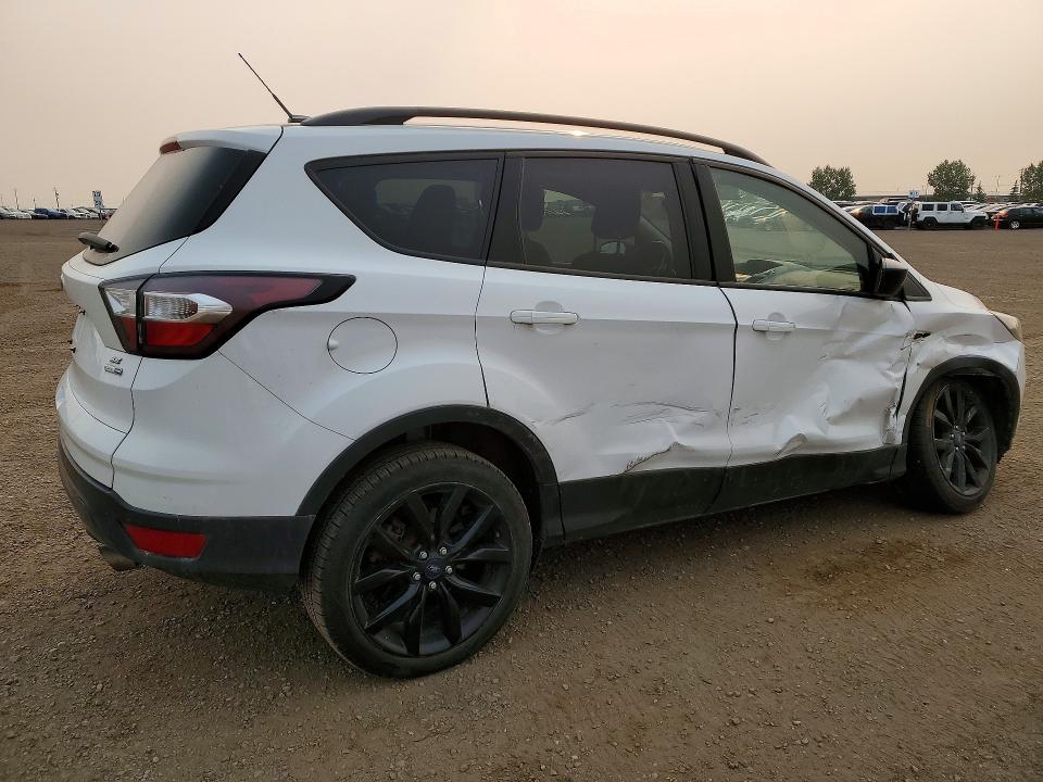 Продаж на аукціоні авто 2018 Ford Escape, vin: 1FMCU9GDXJUB32638, номер лоту: 62504616