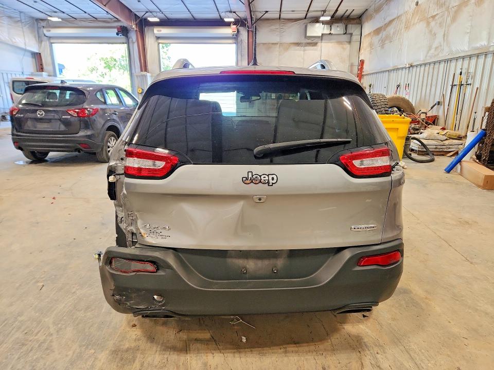 Продажа на аукционе авто 2015 Jeep Cherokee, vin: 1C4PJMCS1FW745331, номер лота: 59697356
