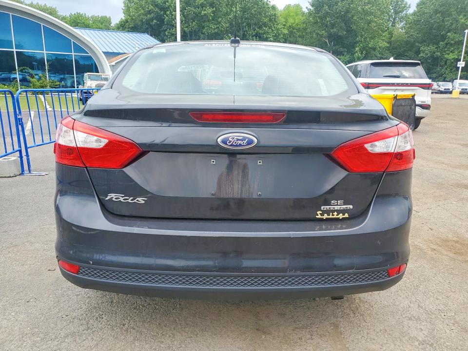 62821956 :رقم المزاد ، 1FADP3F24EL428298 vin ، 2014 Ford Focus مزاد بيع