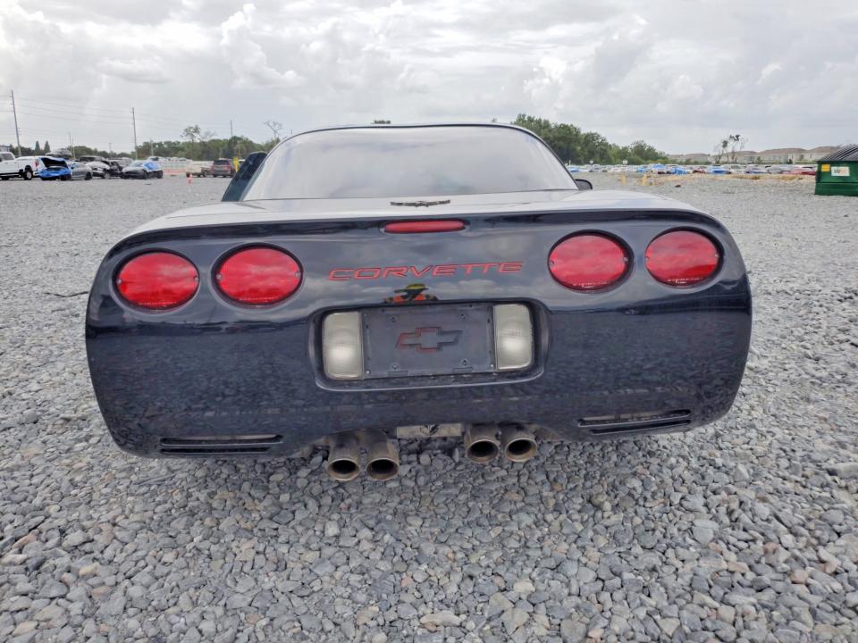 61109446 :رقم المزاد ، 1G1YY22G3Y5132744 vin ، 2000 Chevrolet Corvette مزاد بيع
