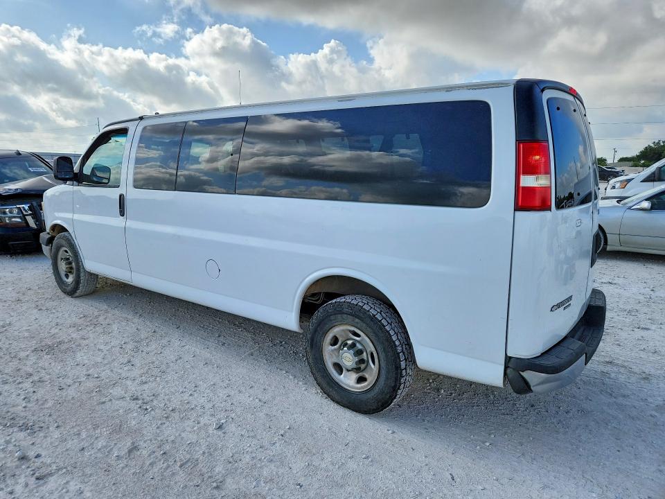 76292835 :رقم المزاد ، 1GAZG1FG9E1105417 vin ، 2014 Chevrolet Express G3500 مزاد بيع