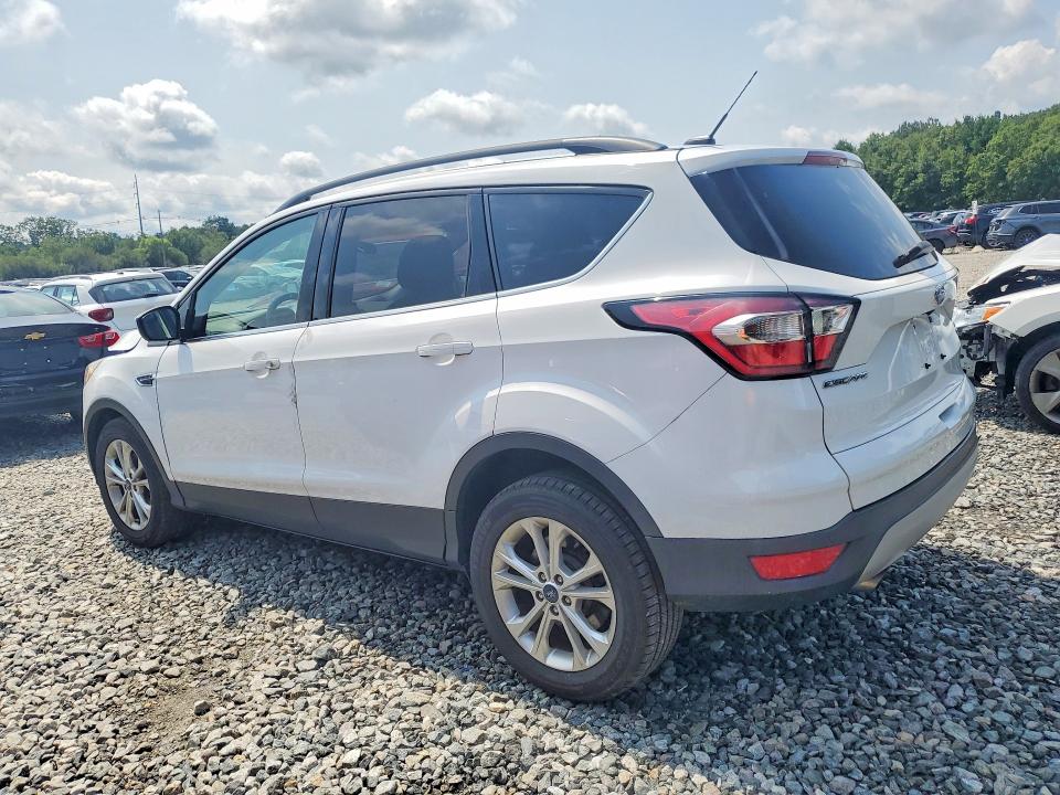 62181286 :رقم المزاد ، 1FMCU0GD8HUB61786 vin ، 2017 Ford Escape مزاد بيع