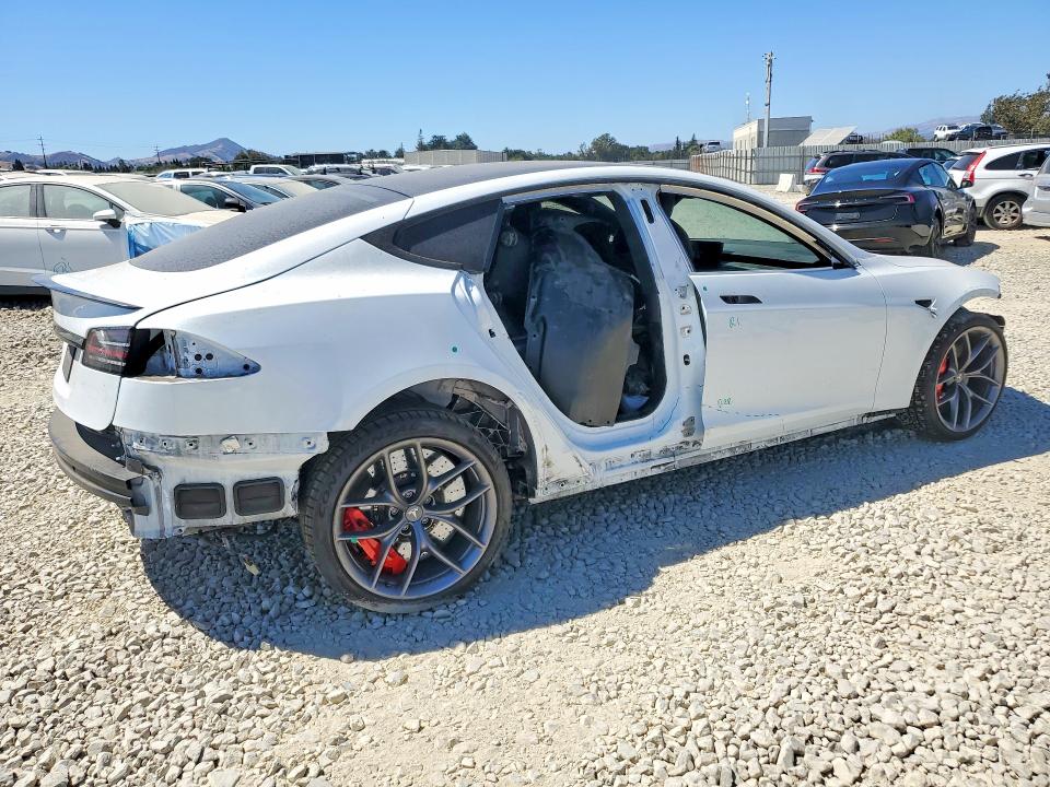Продажа на аукционе авто 2022 Tesla Model S, vin: 5YJSA1E63NF484019, номер лота: 61536776