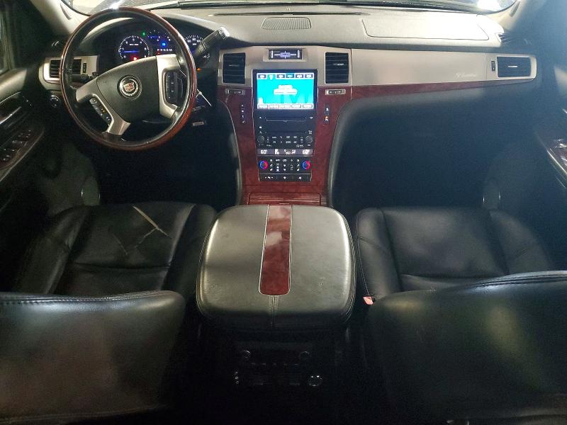 2007 Cadillac Escalade მანქანა იყიდება აუქციონზე, vin: 3GYFK628X7G275532, აუქციონის ნომერი: 61693596