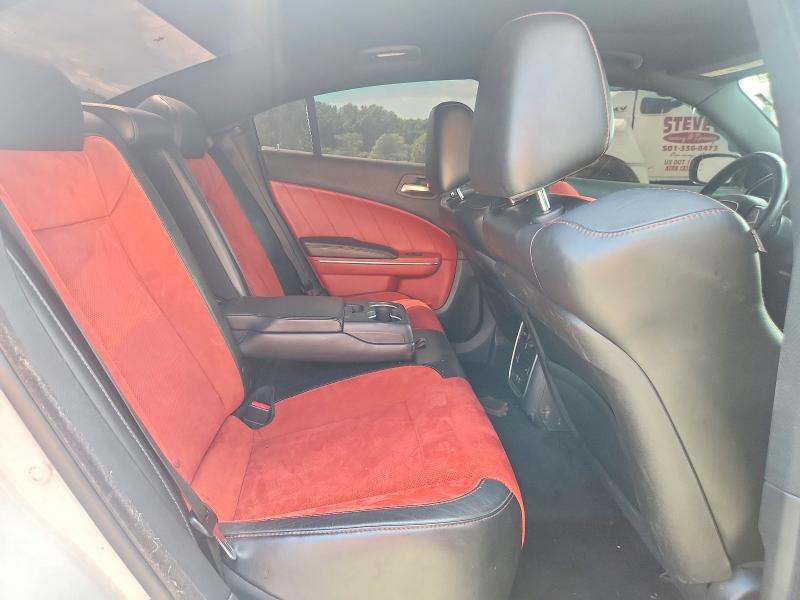 60326076 :رقم المزاد ، 2C3CDXCT4FH880354 vin ، 2015 Dodge Charger مزاد بيع