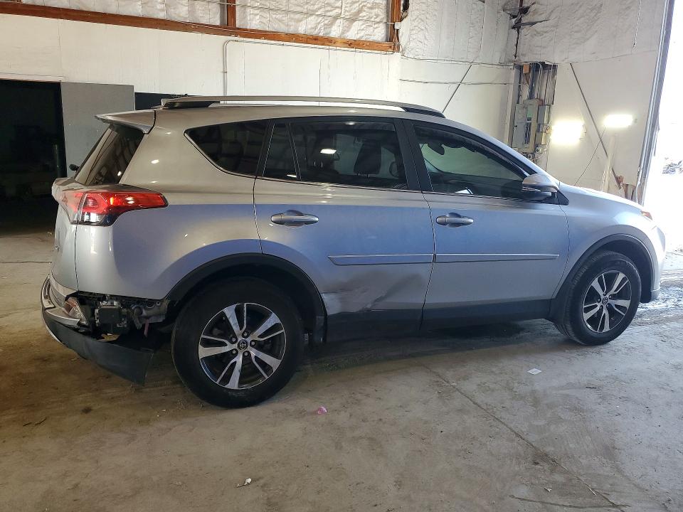 Auction sale of the 2018 Toyota Rav4, vin: JTMWFREVXJJ194968, lot number: 59729676