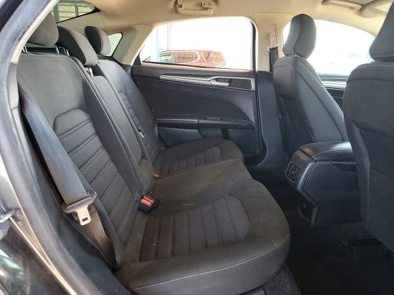 62886126 :رقم المزاد ، 3FA6P0LU0LR255469 vin ، 2020 Ford Fusion مزاد بيع