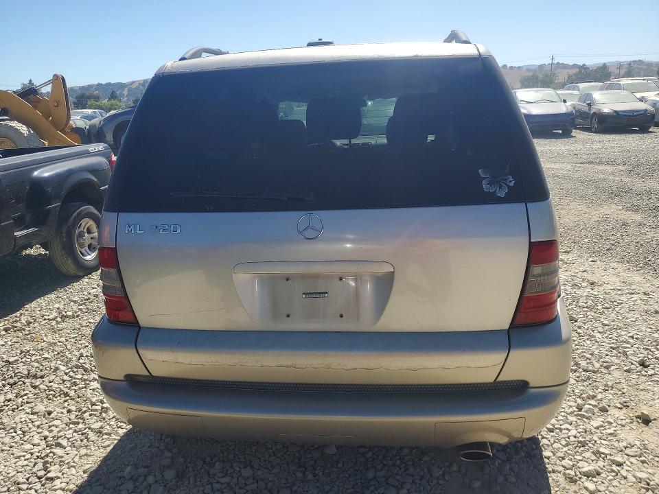 2001 Mercedes-benz Ml მანქანა იყიდება აუქციონზე, vin: 4JGAB54E11A258407, აუქციონის ნომერი: 63083416