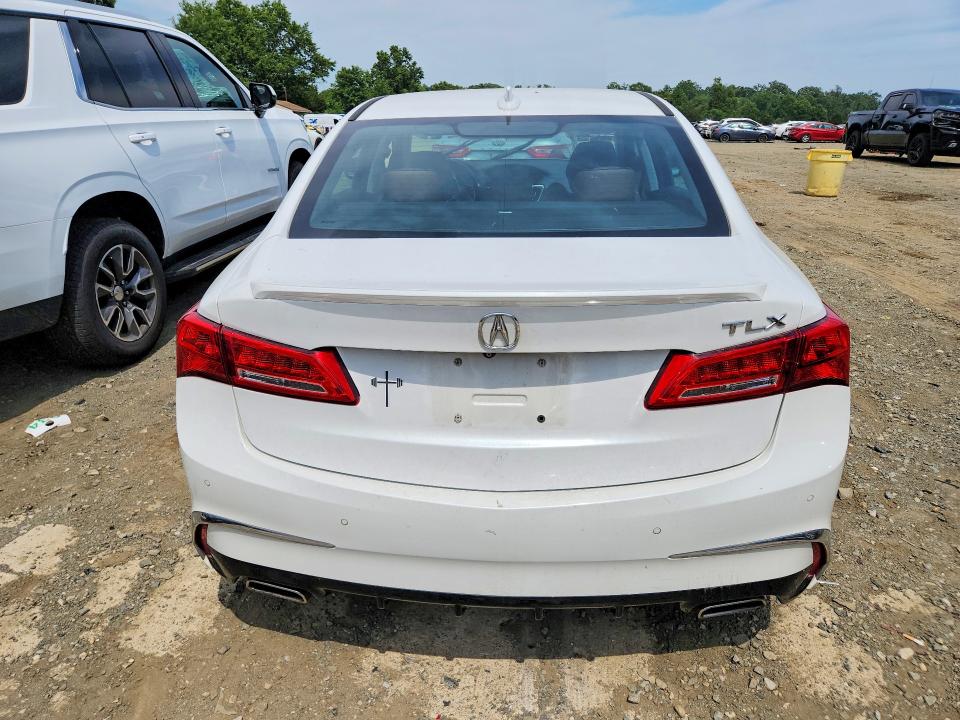 2019 Acura Tlx მანქანა იყიდება აუქციონზე, vin: 19UUB2F88KA002744, აუქციონის ნომერი: 61200646