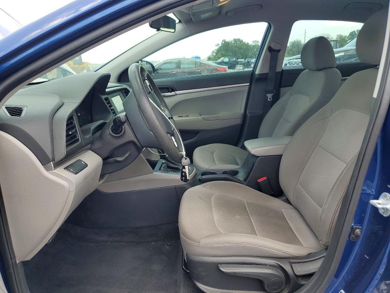 60453586 :رقم المزاد ، 5NPD74LF4KH496267 vin ، 2019 Hyundai Elantra مزاد بيع
