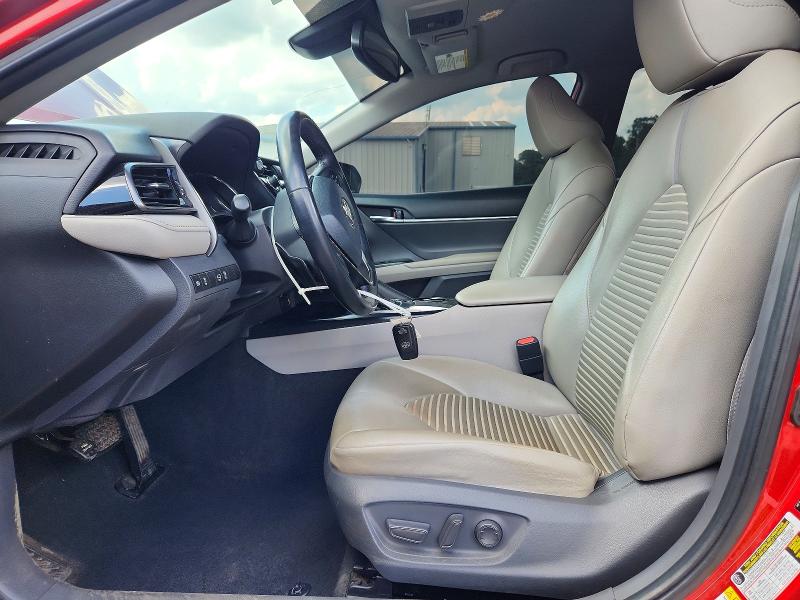 Продаж на аукціоні авто 2019 Toyota Camry, vin: 4T1B11HK8KU210080, номер лоту: 59890206