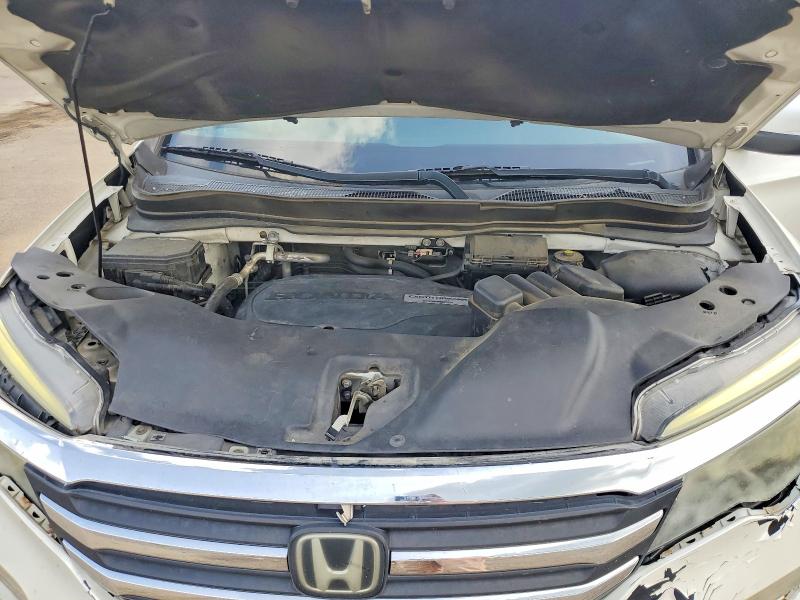 62101346 :رقم المزاد ، 5FNYF5H69GB030696 vin ، 2016 Honda Pilot مزاد بيع