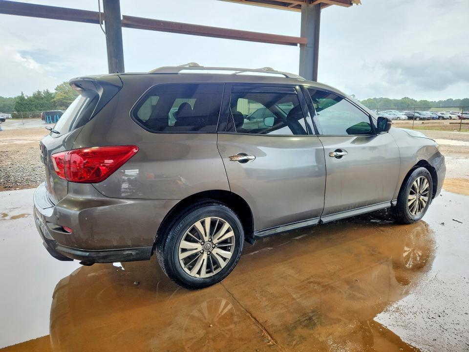 Продажа на аукционе авто 2018 Nissan Pathfinder, vin: 5N1DR2MM4JC641471, номер лота: 61154356