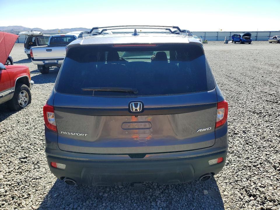 Продажа на аукционе авто 2020 Honda Passport, vin: 5FNYF8H5XLB020746, номер лота: 59702216