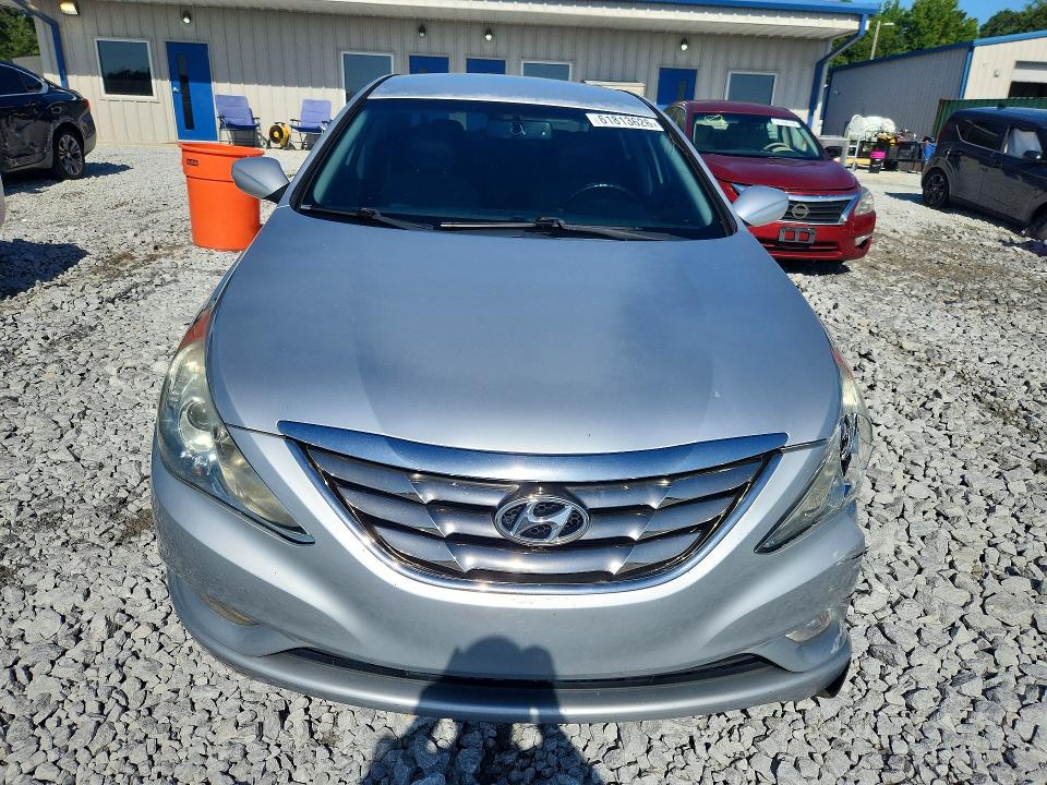 2013 Hyundai Sonata მანქანა იყიდება აუქციონზე, vin: 5NPEC4AC2DH613663, აუქციონის ნომერი: 61813626