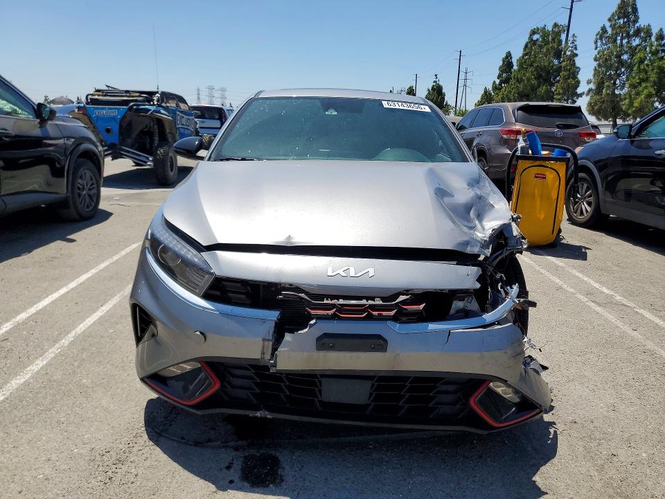 63143656 :رقم المزاد ، 3KPF54AD9PE568558 vin ، 2023 Kia Forte مزاد بيع